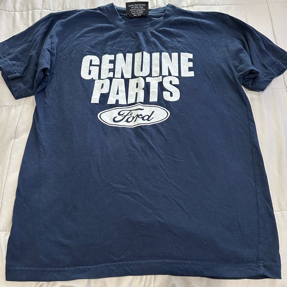 Genuine Parts “Ford” Tee Shirt. Size Medium - Picture 2 of 4